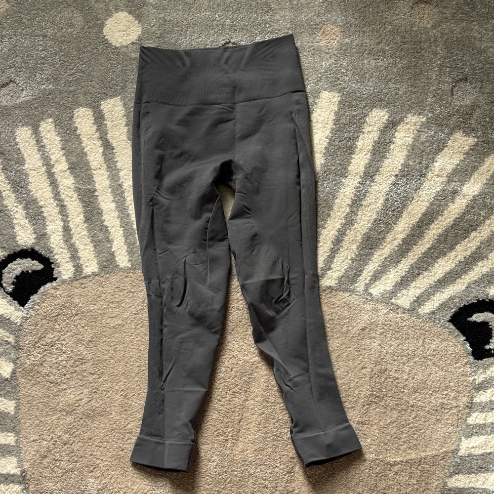 SPANX Gray Compression Leggings